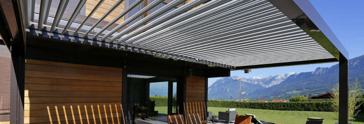 Pergola en métal pour le jardin, pergola lames orientables bioclimatique