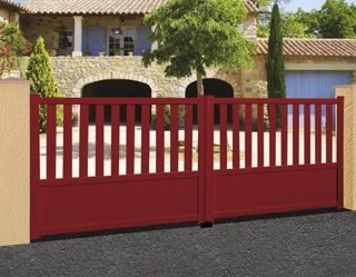 Portail aluminium battant
