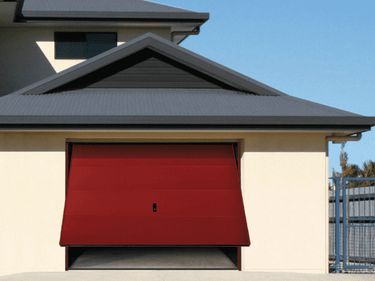 Porte de garage basculante sur mesure