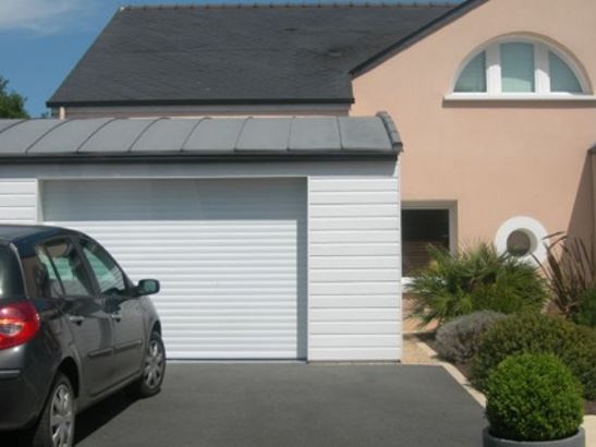 Faire un devis en ligne pour une porte de garage enroulable